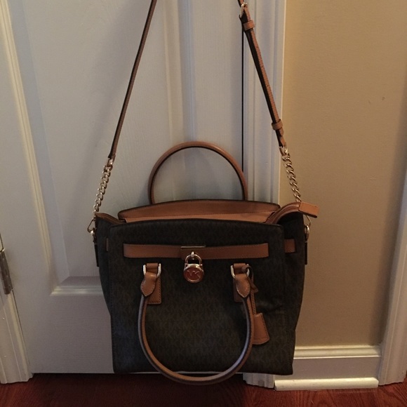 New MK ( Hamilton) Large  Satchel Purse. - Picture 4 of 7